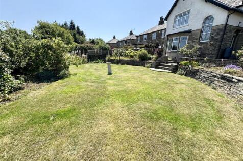 Bramleys Estate Agents - Yew Trees - Southowram (2
