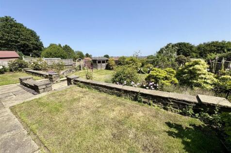 Bramleys Estate Agents - Yew Trees - Southowram (2