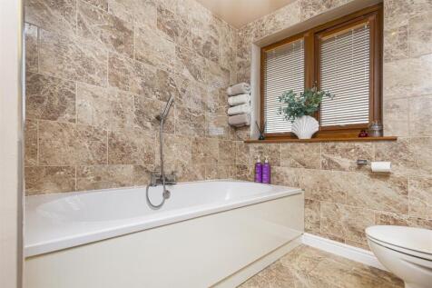Bramleys Estate Agents - Dewsbury Road - Elland (3