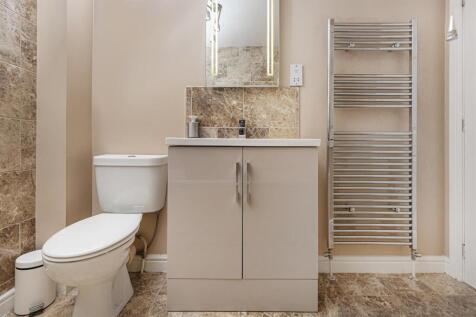 Bramleys Estate Agents - Dewsbury Road - Elland (3