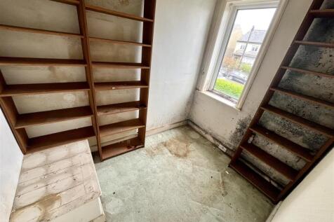 Bramleys Estate Agents - Ing Head Terrace - Halifa