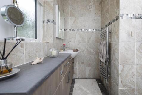 Bramleys Estate Agents - Highbury Court - Brighous