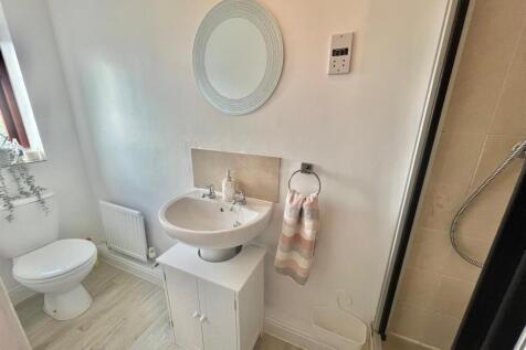 Ensuite.jpg