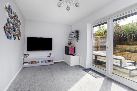 Bramleys Estate Agents - High Bank Close - Elland 