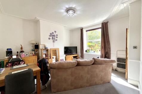 Bramleys Estate Agents - Thorn View - Elland (4).j