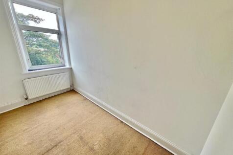 Bramleys Estate Agents - Claremount Road - Halifax