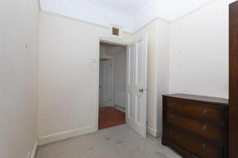 Bramleys Estate Agents - Height Green - Sowerby Br