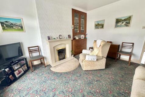 Bramleys Estate Agents - Vegal Crescent - Halifax 