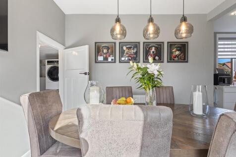 2 Linden Road, Elland 20_297.jpg