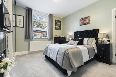 2 Linden Road, Elland 22_297.jpg