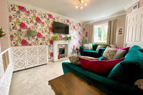 Bramleys Estate Agents - School Yard View - Halifa