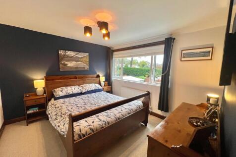 Bramleys Estate Agents - The Drive - Hipperholme (