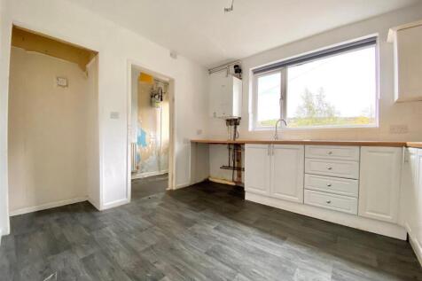 Bramleys Estate Agents - Greave House Drive - Ludd