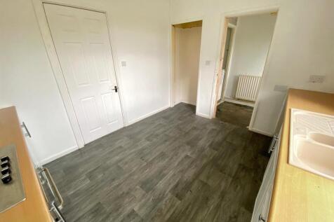 Bramleys Estate Agents - Greave House Drive - Ludd