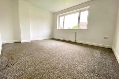 Bramleys Estate Agents - Greave House Drive - Ludd