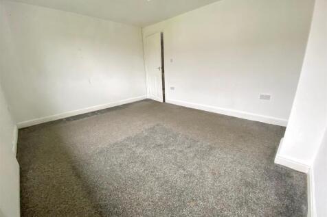 Bramleys Estate Agents - Greave House Drive - Ludd