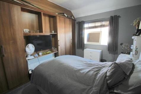 bedroom ~3.jpg