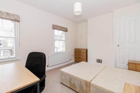 Front bedroom
