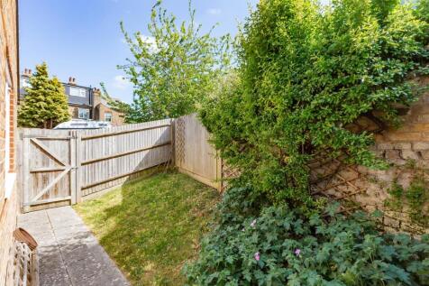 7 Fosters Mews-HR14.jpg