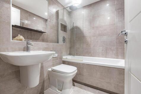 8 Manor Gardens-LR6.jpg