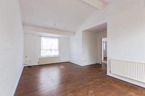 122 Knights Croft-HR5.jpg