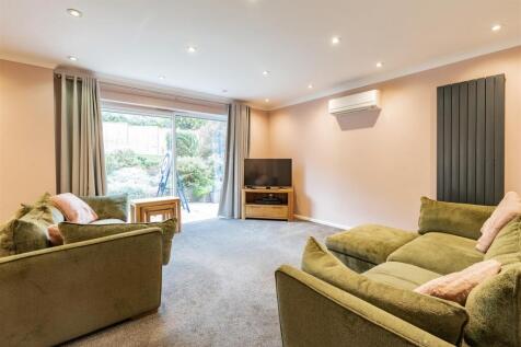 43 Redhill Wood-HR8.jpg