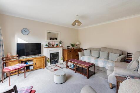 114 Caling Croft-HR7.jpg