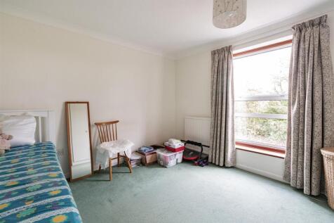 114 Caling Croft-HR14.jpg