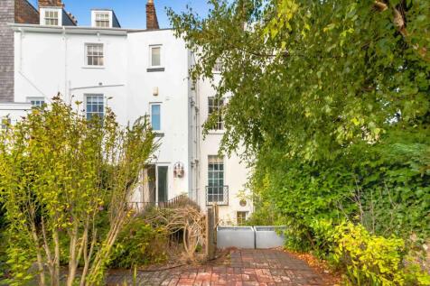 Property Image 28
