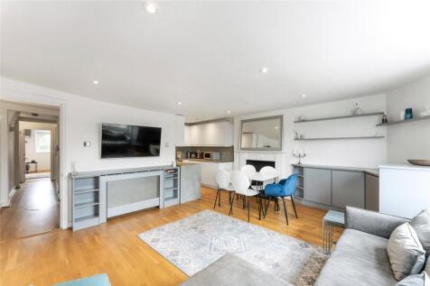 Living Room/Kitchen