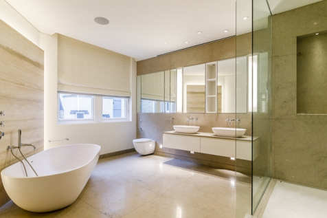Ensuite Bathroom(2)