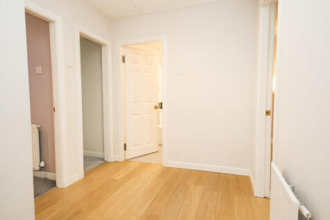 Entrance Hallway ...