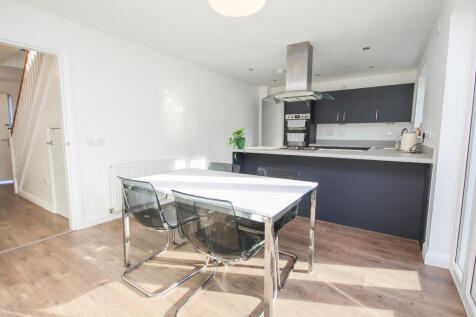 11 Breistonhill V...