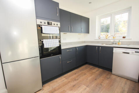 11 Breistonhill V...