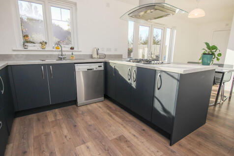 11 Breistonhill V...