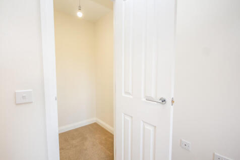 11 Breistonhill V...