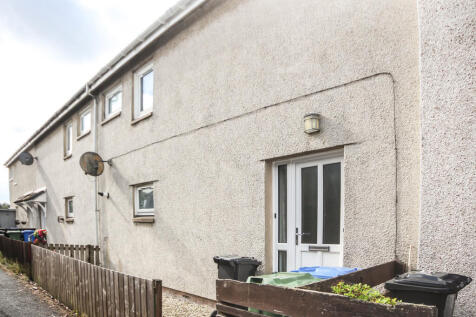 102 Huntly Av - R...