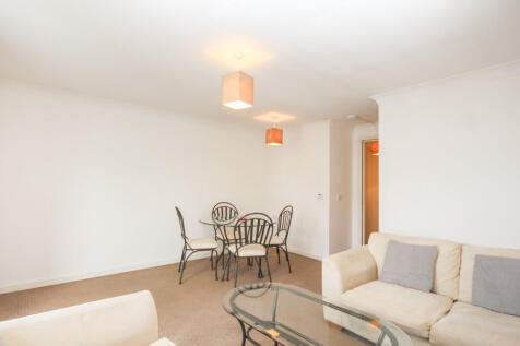 66 Prestonfield -...