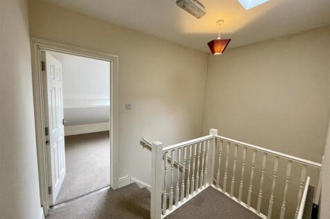 SECOND FLOOR LANDING