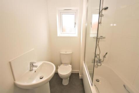 BATHROOM/W.C.