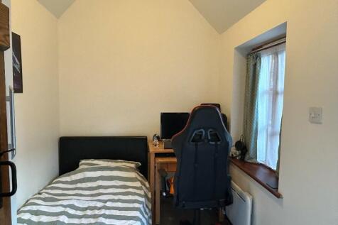 Annex room