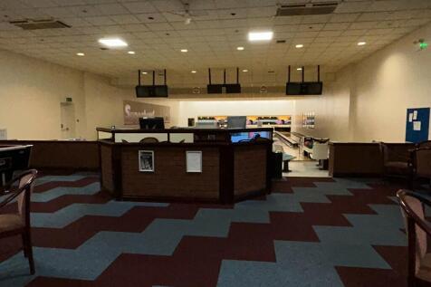 Bowling area
