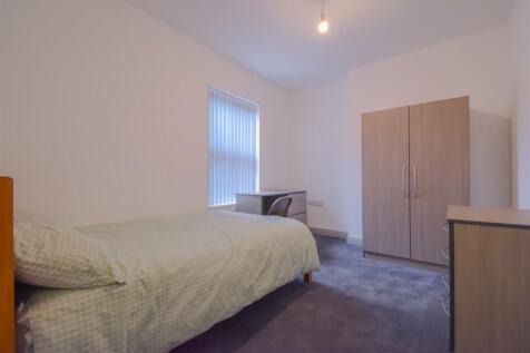Bedroom 4.jpg