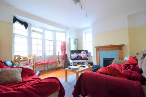 Lounge1.JPG