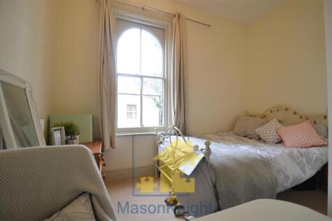 1st Floor Front R-Hand Bedroom.jpg