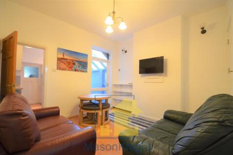 lounge 1a - Copy.jpg