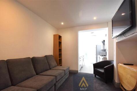 Lounge aC.JPG