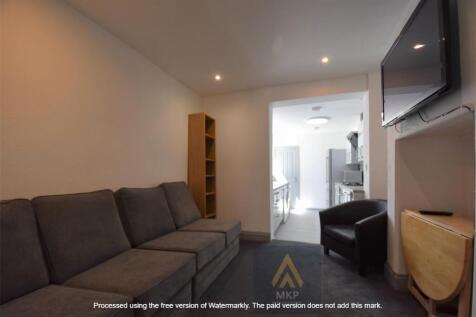 Lounge a.jpg