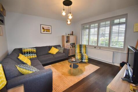 Family Room/Bedroom 