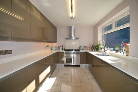 Fitted Kitchen